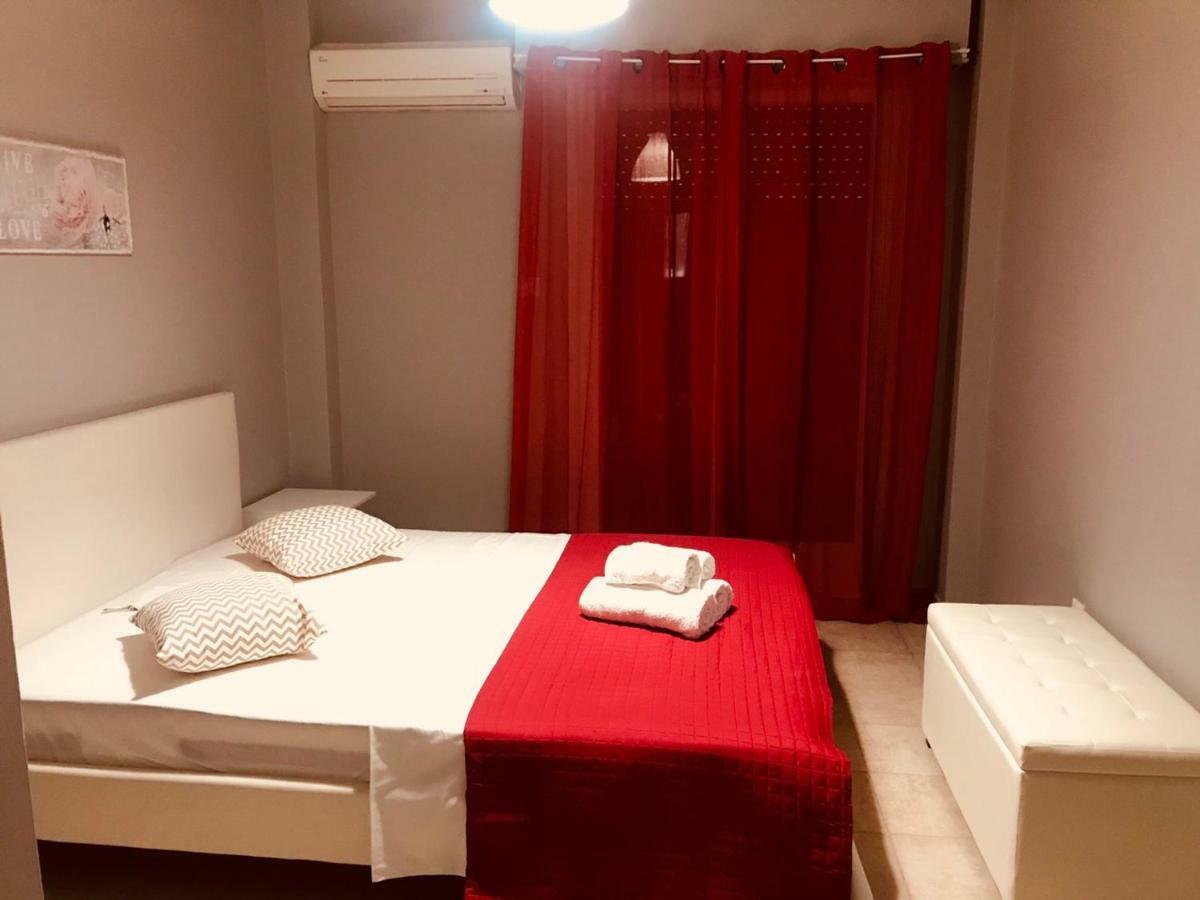 Merilyn Central Apartment Athena Bagian luar foto