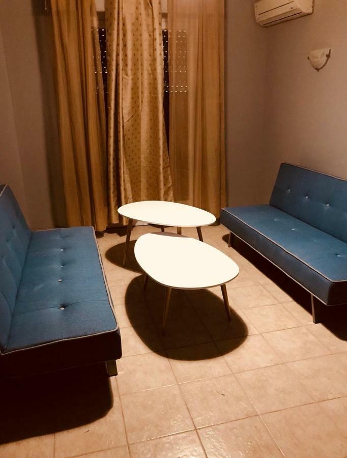 Merilyn Central Apartment Athena Bagian luar foto
