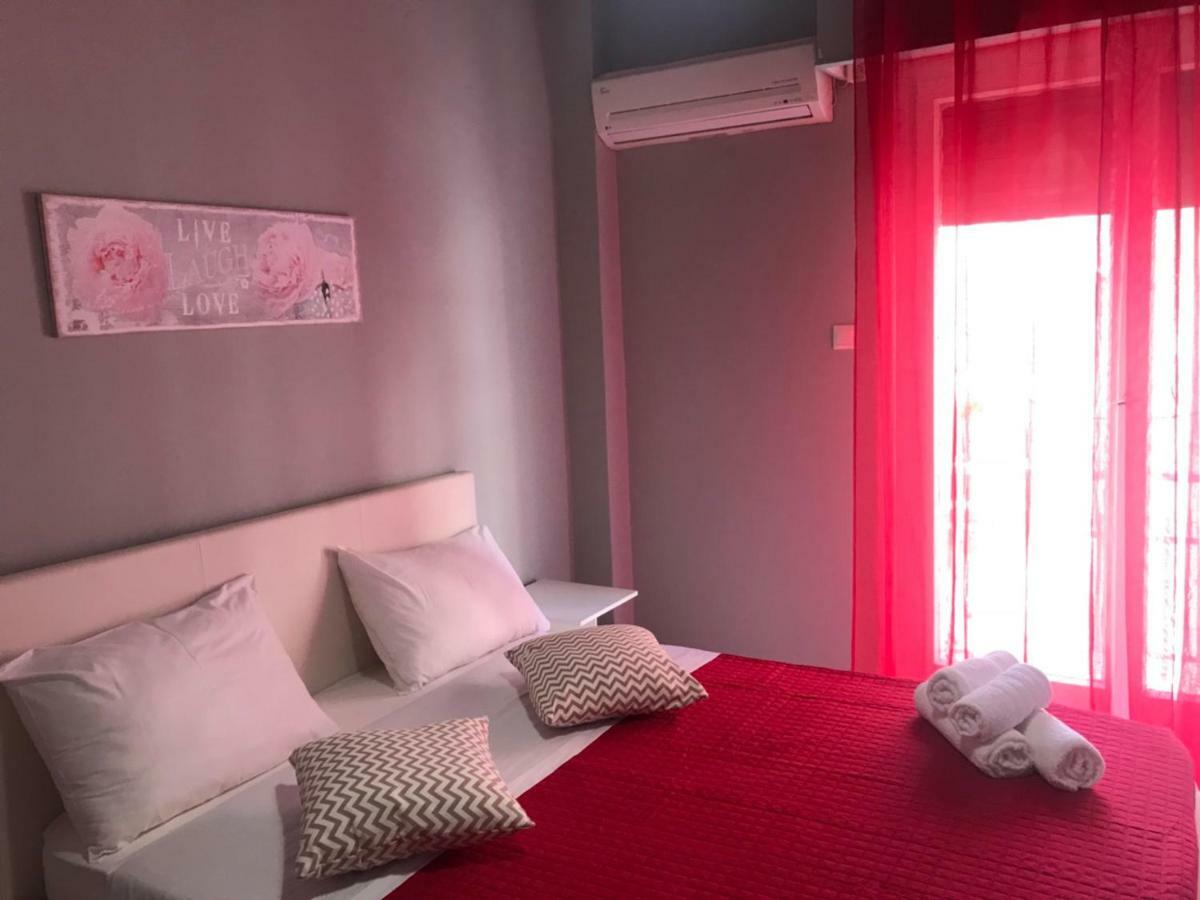 Merilyn Central Apartment Athena Bagian luar foto
